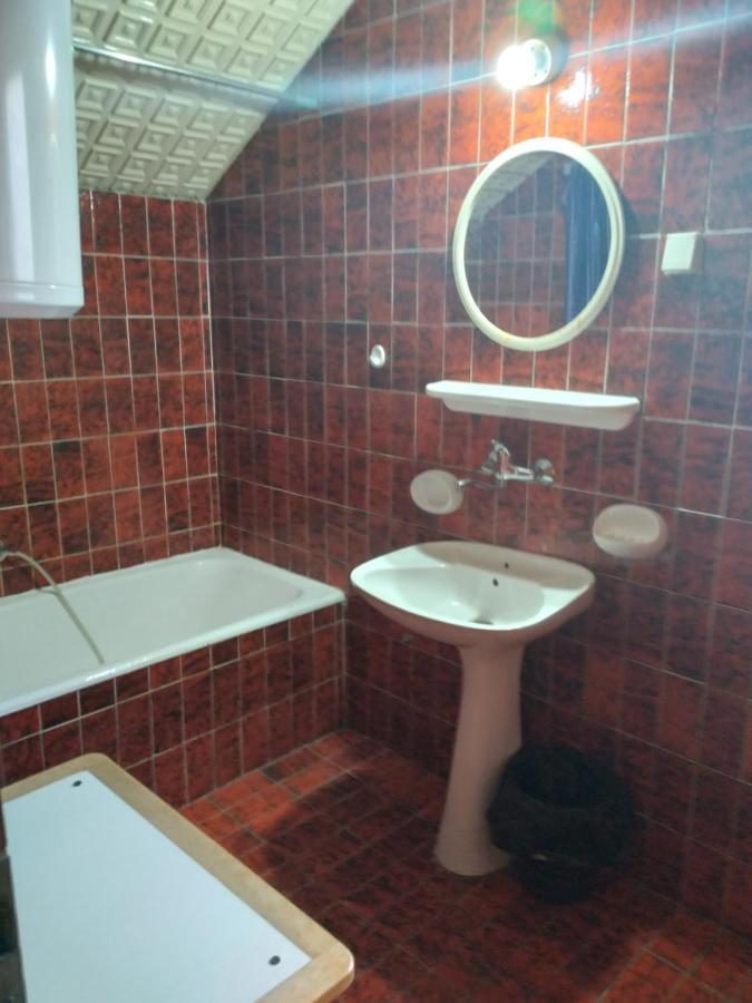HOSTEL BATA II Trokrevetne sobe Kanjiža Eksteriør bilde